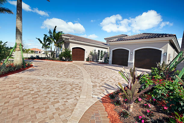 Best Driveway Paving Contractor  in Warrenvle, IL